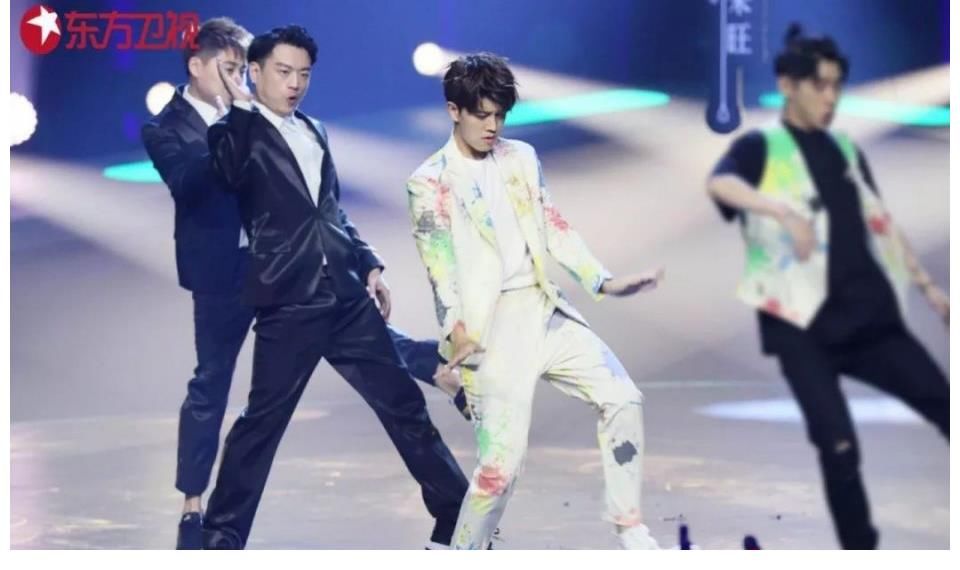 董洁问鼎总冠军，许魏洲带伤坚持不放弃！