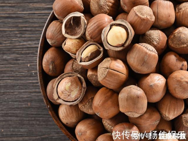 血糖|得了糖尿病别着急,生活中敞开吃4物,血糖或能悄悄下降