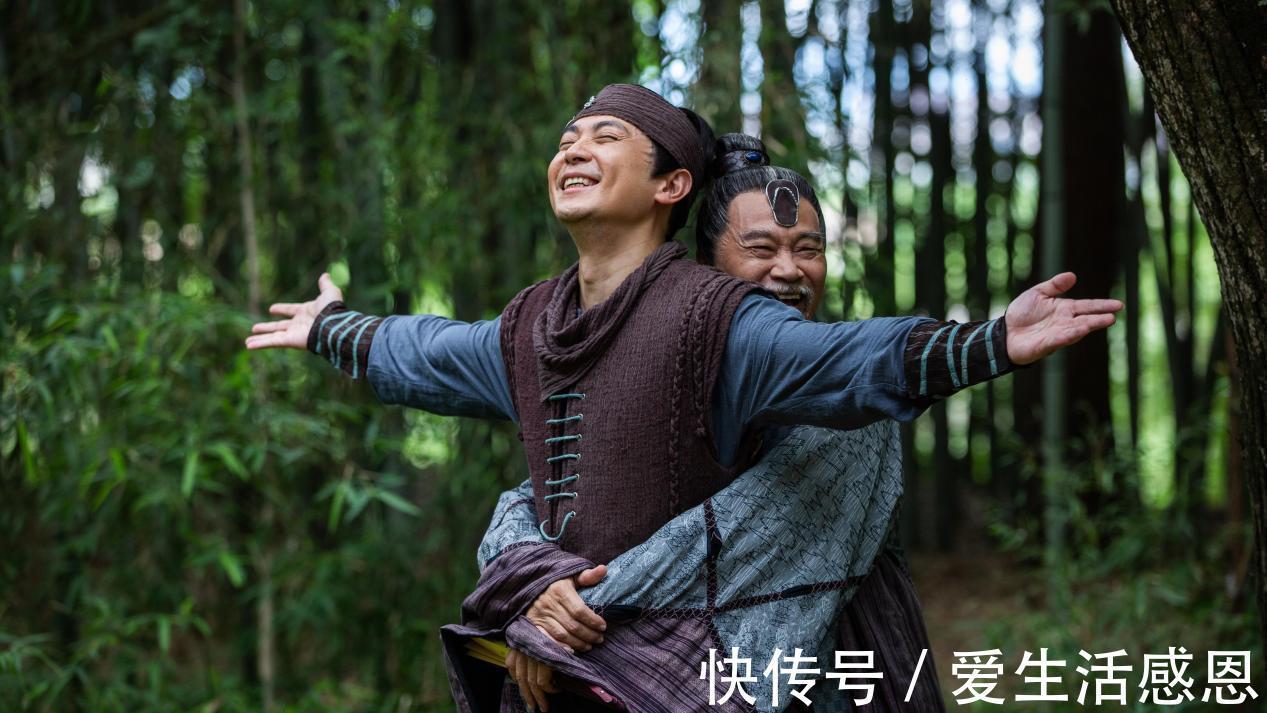 |轻松离奇的搞笑伏妖故事,电影《长安伏妖》上线了哦!