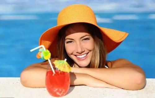 皮肤|40岁的女人,想要活得貌美如花,这几点要注意,尤其第一个别忽视