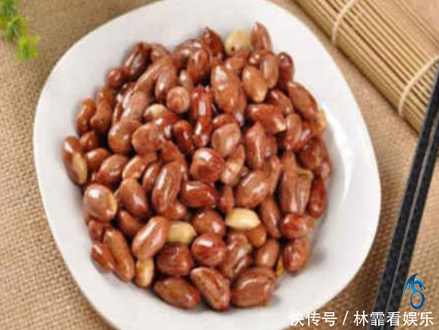 花生米|炸花生米,直接下锅就废了,大厨多加1步,花生米酥脆不返潮