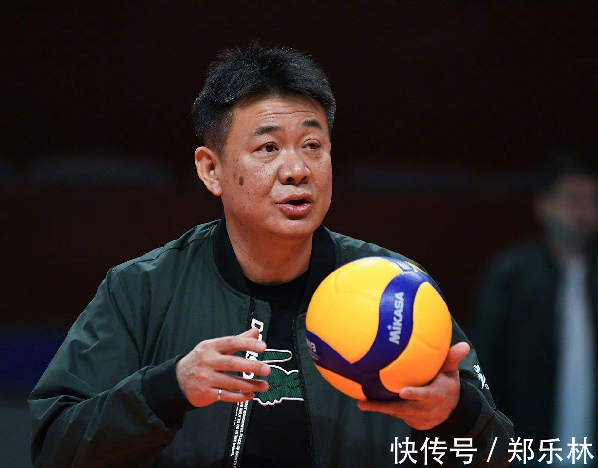 亚运冠军|先正人心再练兵,各地都要支持!蔡斌出任女排主帅,剑指亚运冠军
