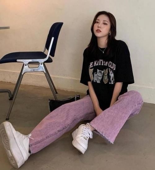 开春建议多穿牛仔裤，时尚百搭还减龄，挑选和搭配法则为你奉上