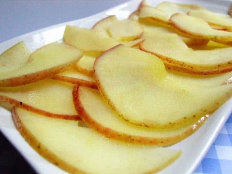 苹果|苹果和此物一起炖,每天一碗,暖胃养胃,养心安神,一觉睡到天亮