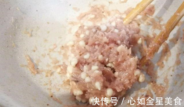 自制秋葵酿肉，荤素结合，味道鲜美，老少皆宜！