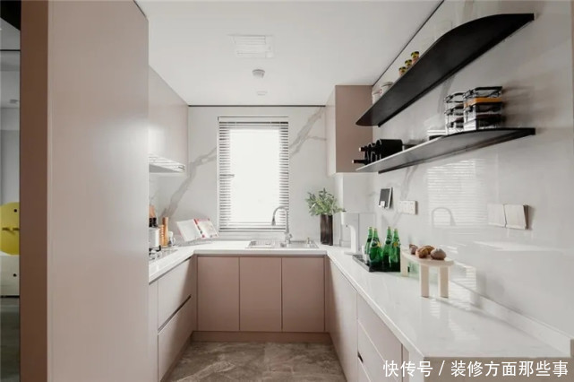 墙面|142平现代风三居室,粉色空间洋溢着青春的气息