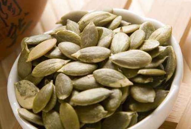 食物|前列腺炎的“死对头”,2种习惯,3种食物,效果或许比“药”强