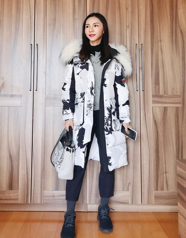 40岁女人穿衣别太土气，学会这几套穿搭，照样魅力十足