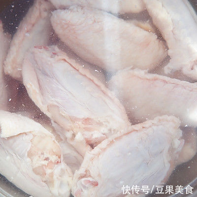 一滴油都不加蚝油鸡翅的做法