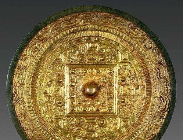 时期多用|博物馆中展出的古代铜镜为什么只展示背面