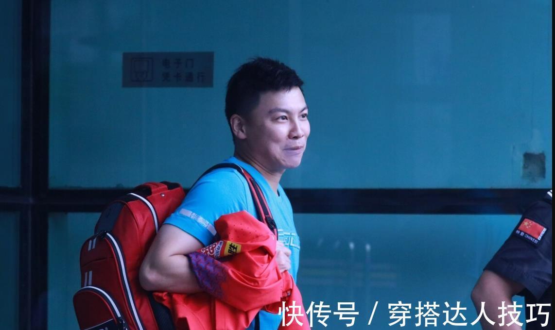 新身份|新身份曝光了!伊藤美诚眼中含泪,第一次坦言:我爱外公、外婆!