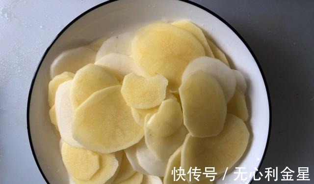 酸辣土豆片|土豆片最销魂的吃法，酸辣开胃特下饭，做法还不难！
