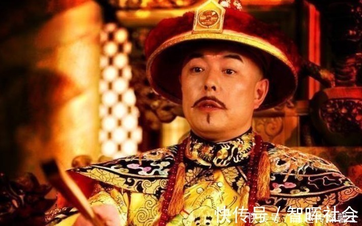 殿试#乾隆出上联,考生一听扭头就走,乾隆大笑:好,状元就是你了