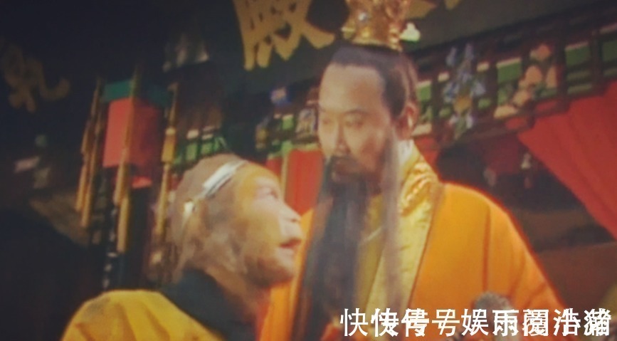 装饰物$孙悟空刚进水帘洞就有人离开了,此人是谁,为何镇元子要和他结拜