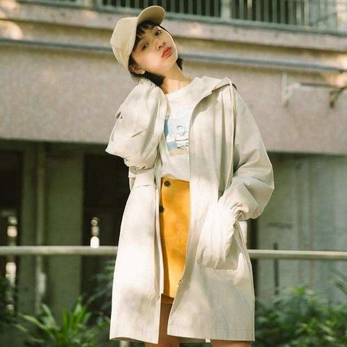 这个春季，你需要有一件风衣，穿出满满的时尚优雅范