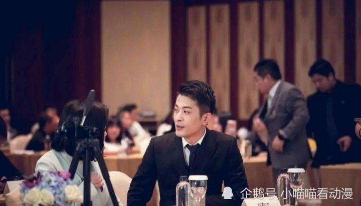 小双|辛巴背后站着三个男人，小双、铁牛和伽柏，各有所长合力撑起辛巴