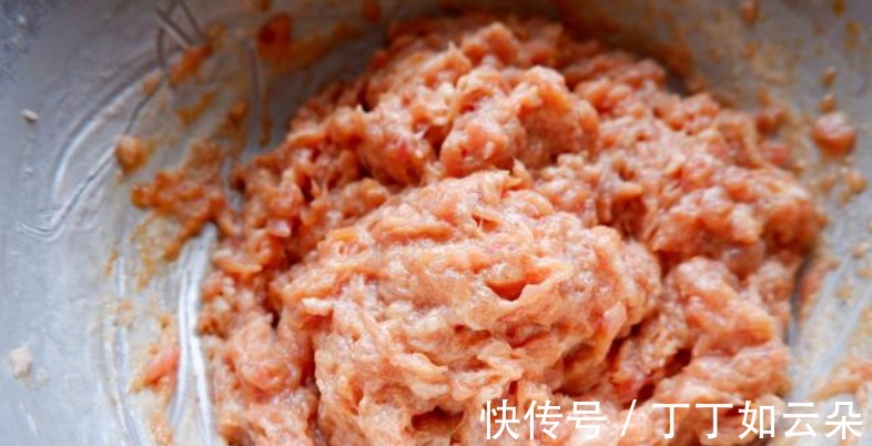 用蚝油时,要避开4个错误做法,有些人常弄错,建议了解清楚再用!