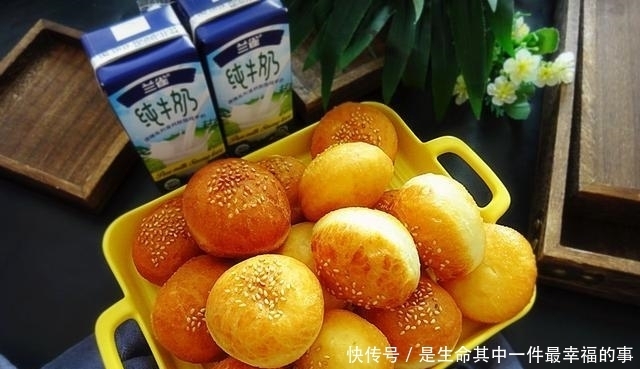 2碗面粉1杯奶,做出圆鼓鼓的泡泡饼,一次发酵真省事,孩子着迷啦