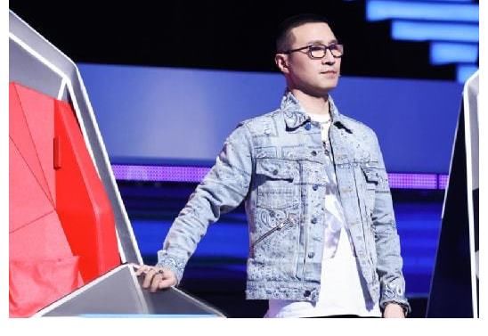 张碧晨|杨坤声称好声音没戏了 好声音悄然变味 导师变8个多少有点酸呢