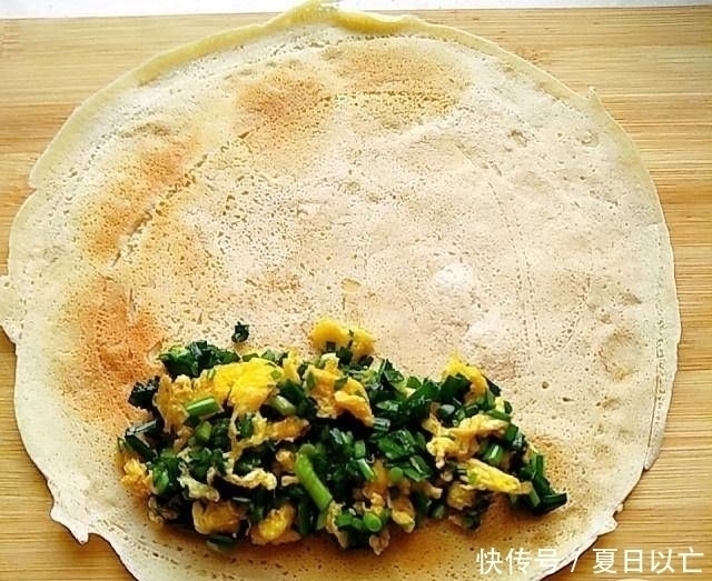 韭菜盒|薄饼韭菜盒，清爽柔软，省去揉滚步骤，省时省力