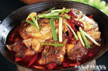 看着就食欲满满的家常菜,汤汁拌饭越吃越香,营养好吃,做法简单