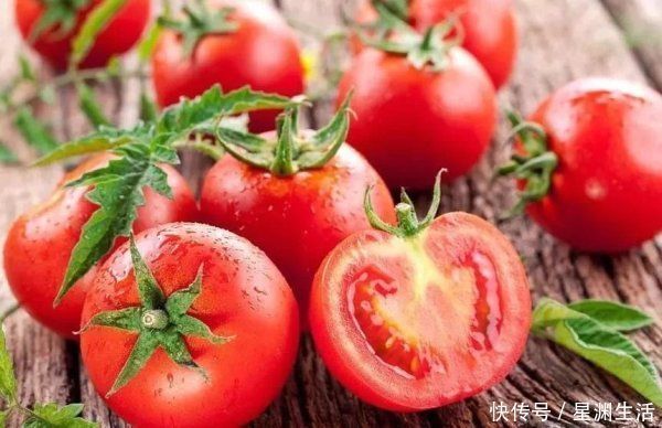 功效|西红柿的功效很多,却和2种食物“相克”,吃错了美食变“毒药”