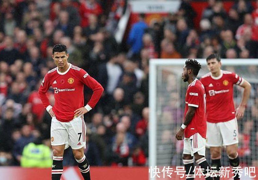 c罗|曼联0-2后!球迷绝望了:教练差,没战术,魂都丢了,C罗不该回来