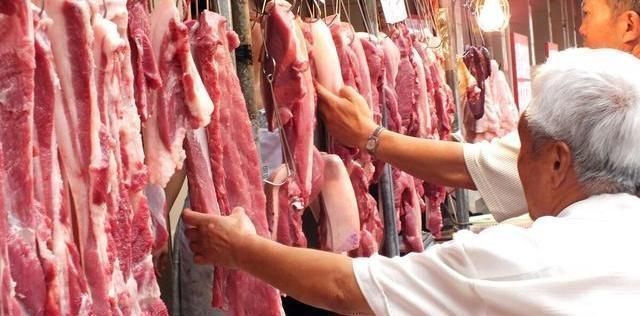腥味|买猪肉时，遇到这3种尽量别买，肉腥味大还煮不烂，谁买谁吃亏