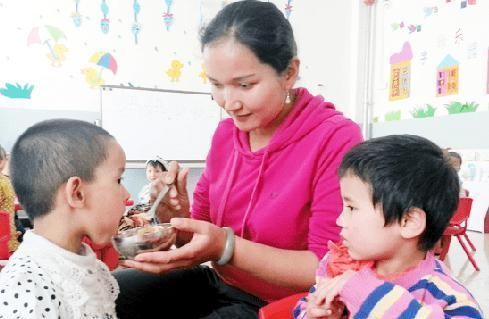 告诫|医生告诫再宠孩子,这4类零食也别让孩子碰,积食不长个