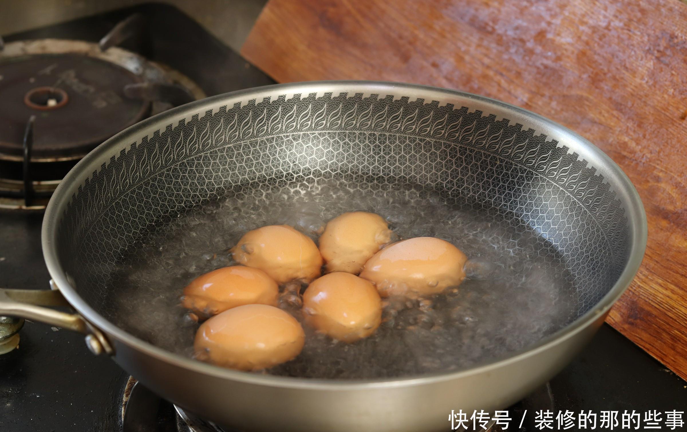 吃了半辈子的鸡蛋,头一次见此吃法,焦香入味,馋到流口水