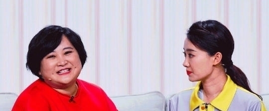 宋丹丹|2021春晚竞争激烈，丁真登上最高舞台，董卿复出众望所归