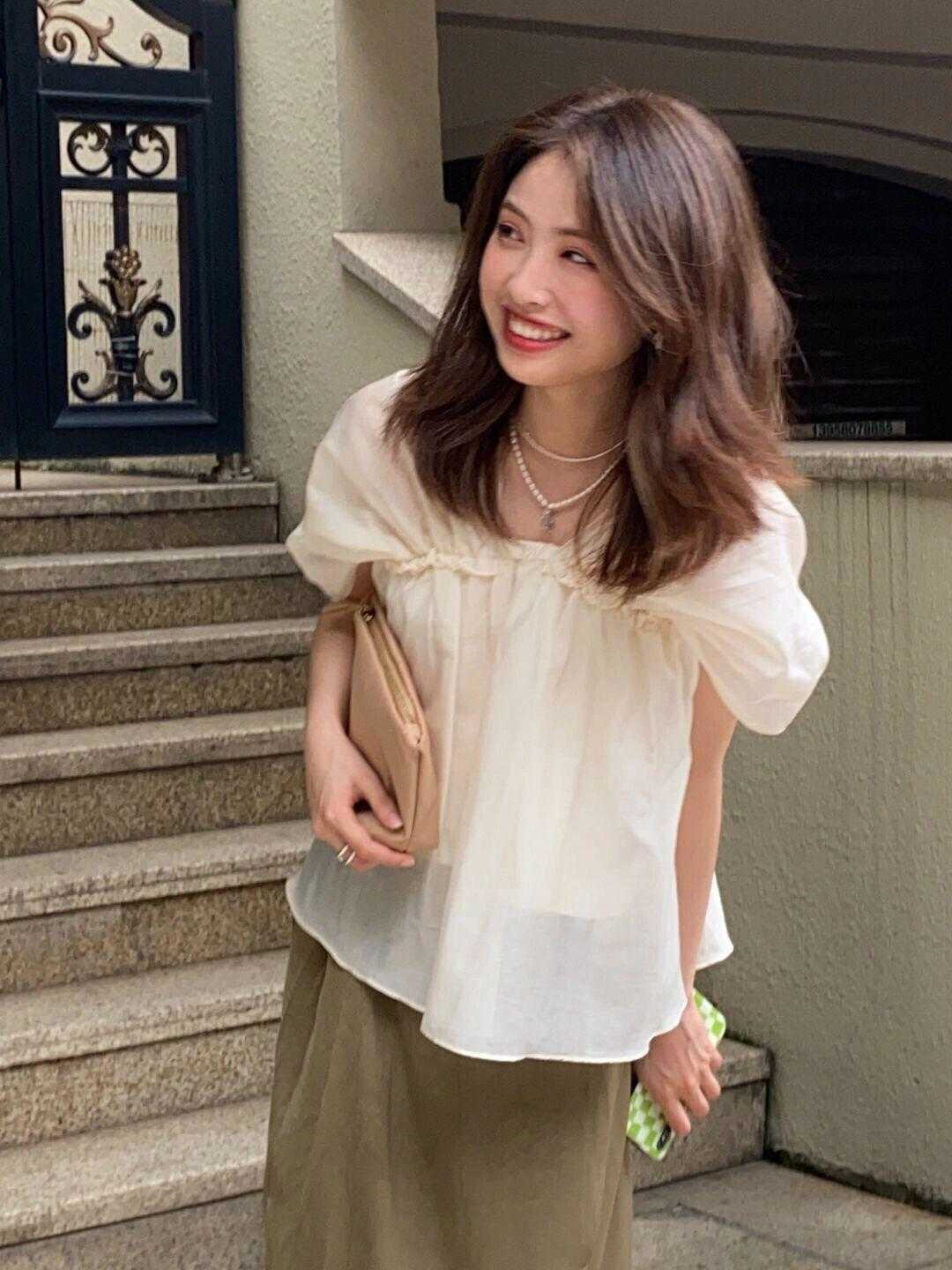 衬衫搭配|158cm女孩子却穿出高级感,衬衫搭配半身裙显高显瘦,还精致时髦