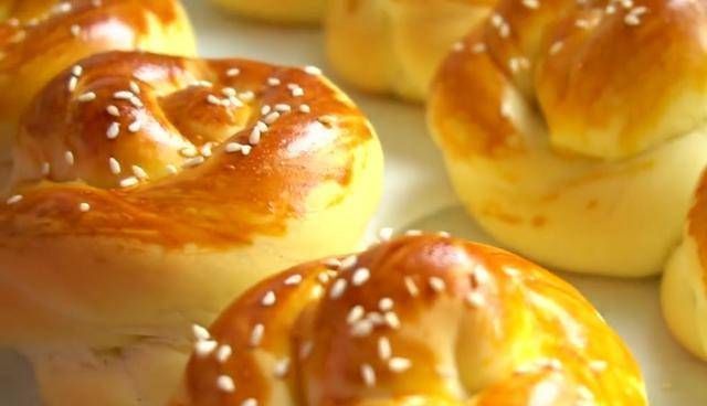 学会这样做面包,再也不用出去买着吃了,喜欢赶紧收藏起来吧