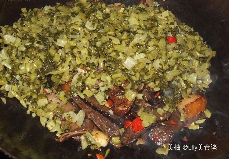 这是我吃过最下饭的家常菜,好吃的狠!没吃三碗饭都不轻易起身