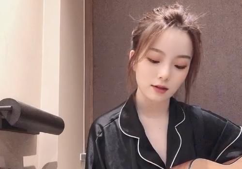 行程|硬糖少女303公布8月行程,只有4个人有单独行程,陈卓璇优秀