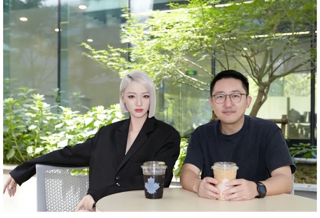 孟美岐|开发人员中有卧底?阿里虚拟偶像AYAYI,被评长得太像孟美岐