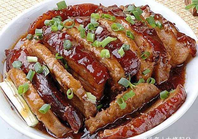 猪肉|原来做扣肉也有诀窍,掌握这些技术,成品肥而不腻,入口即化