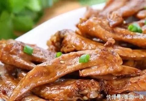 青椒|推荐12道全家人都爱吃的菜,简单易做,周末小聚,有这些就够了