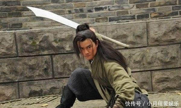 此人兵器重达四十斤,重伤两位梁山天罡,击败一位梁山五虎将