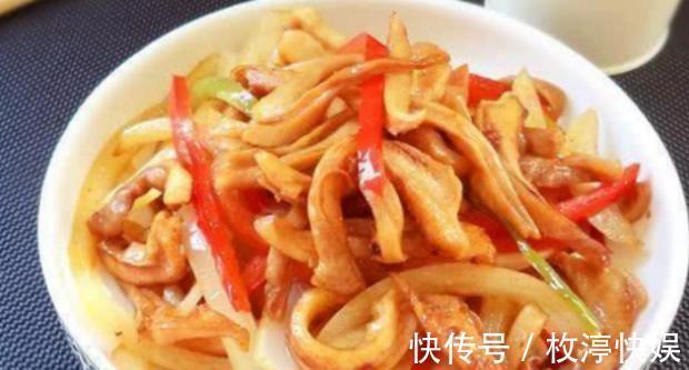 美食|美食推荐豆豉炒鸡丁、菠菜炒金针菇、豉油蒸鲤鱼、双椒炒猪肚