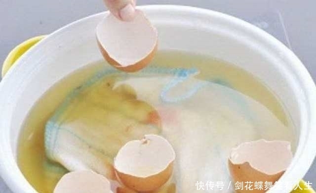毛巾用久了又滑又臭?教你一个小窍门,毛巾马上和新的一模一样
