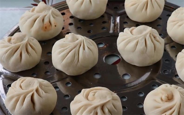 好吃|想吃包子不用出去买,教你这样做更营养,包子松软好吃,不塌陷