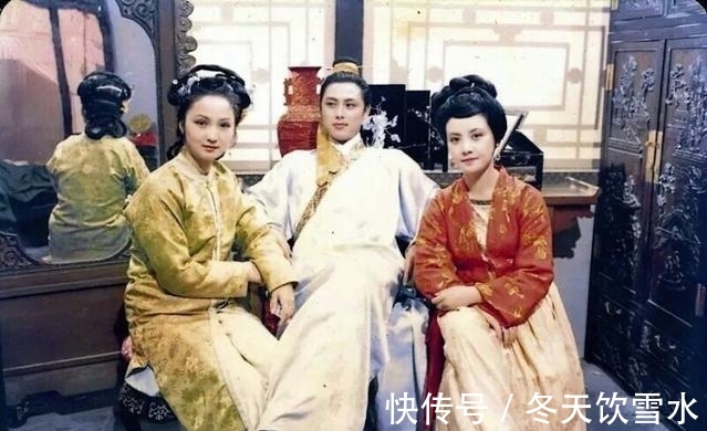薛姨妈&红楼梦：内侄女已有婆家，姑姑却穷到嫁不出去，这就是没钱的悲哀