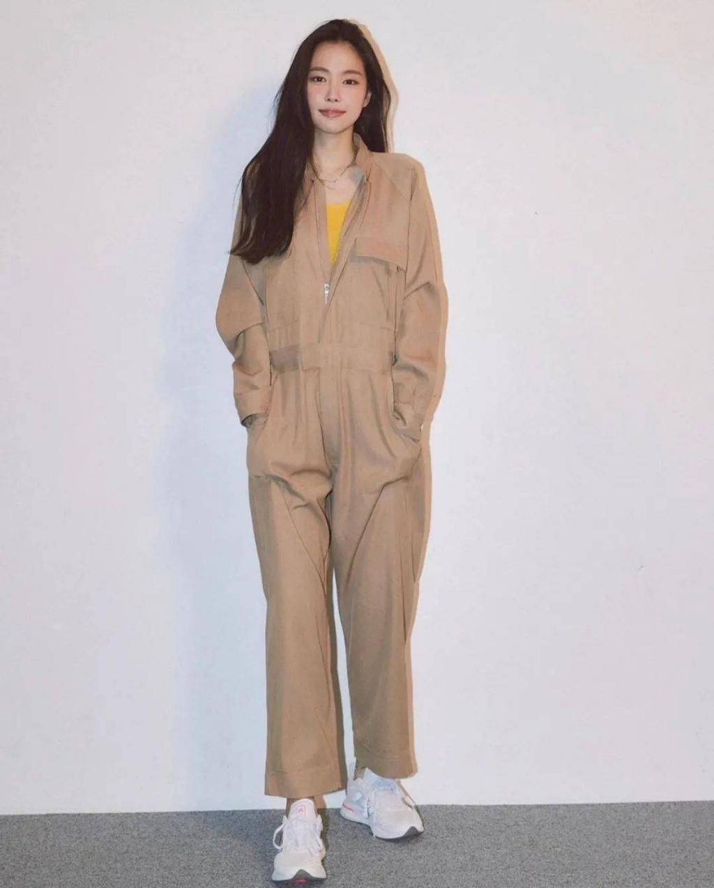 脸小|不同脸型怎么选刘海？这几款“整容级瘦脸”刘海，剪完就能脸小一圈！