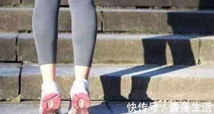 踮脚|每天坚持踮脚走上15分钟,坚持一段时间,4种困扰悄悄不见了