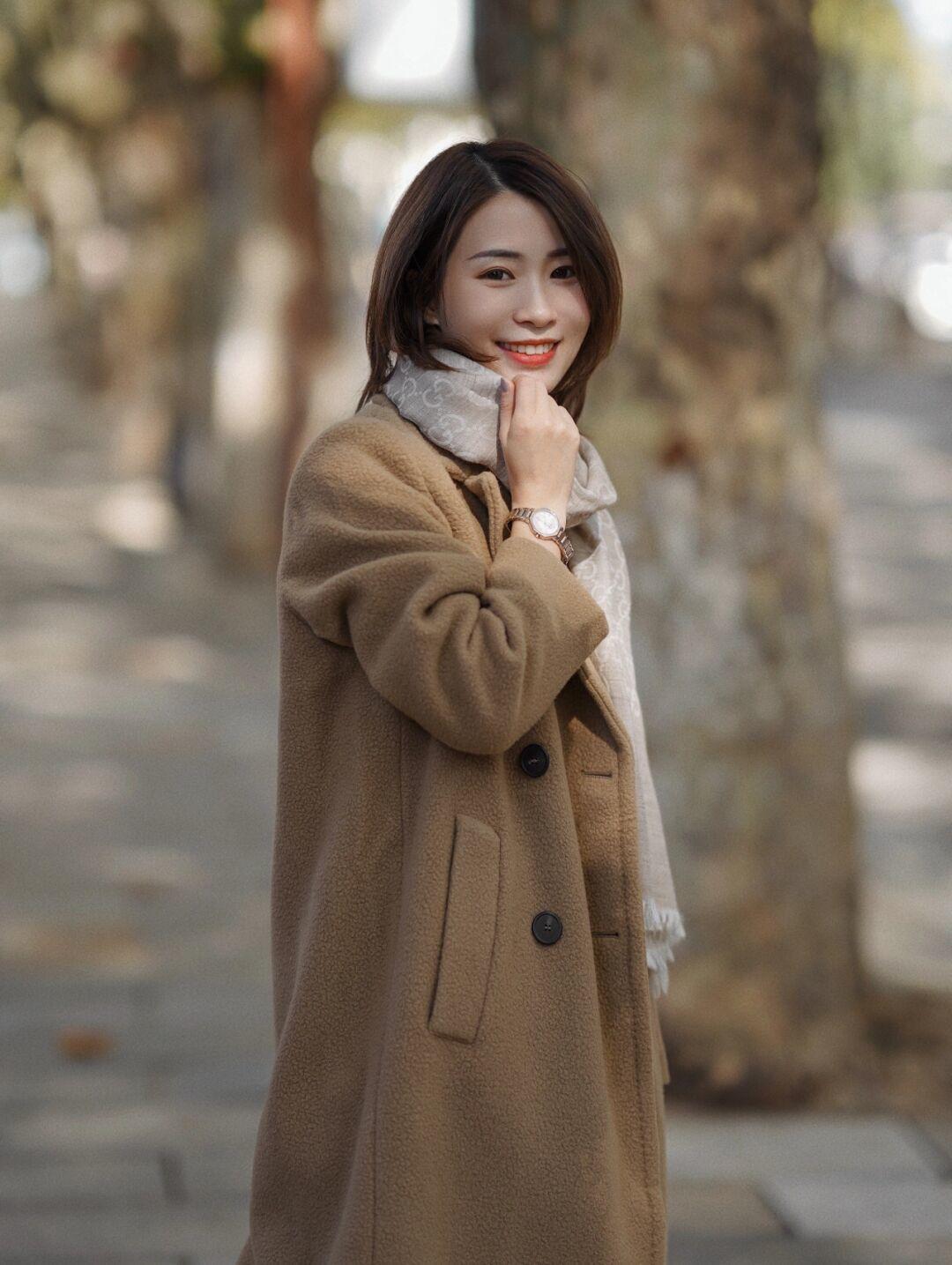 高跟鞋 冬天穿不出时尚感?不妨看看大衣穿搭示范,照着搭美得不像话