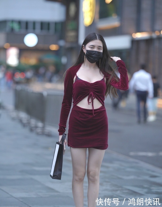 野兽派 初秋时尚穿搭,高贵与野蛮的碰撞,全新的视觉体验