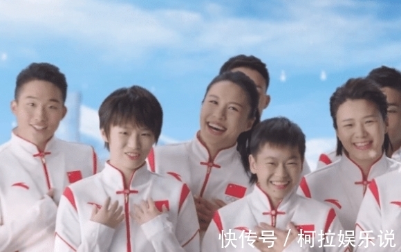冬训|全红婵现身!穿大棉袄走在雪中,标志性背包,师姐比了个“耶”