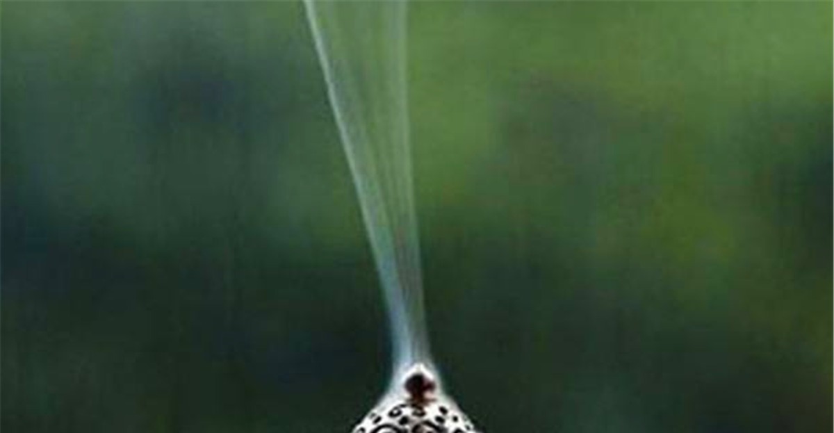 鬼谷子!鬼谷子非富即贵之人,身上均有4个明显特征,一般人都不具备!