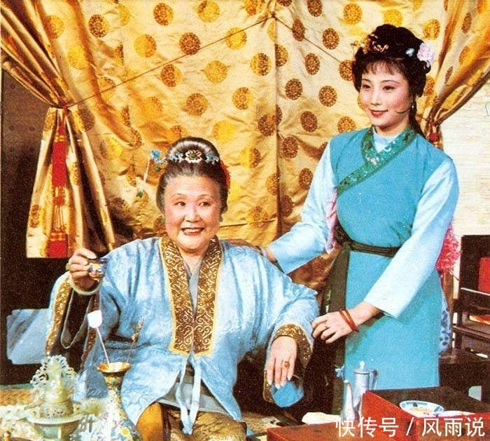 欺软怕硬的秋纹为何敢抢平儿的位置?